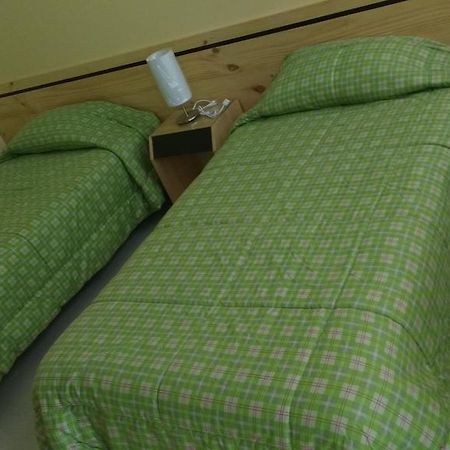 Hostal Los Balcones Наска Екстериор снимка