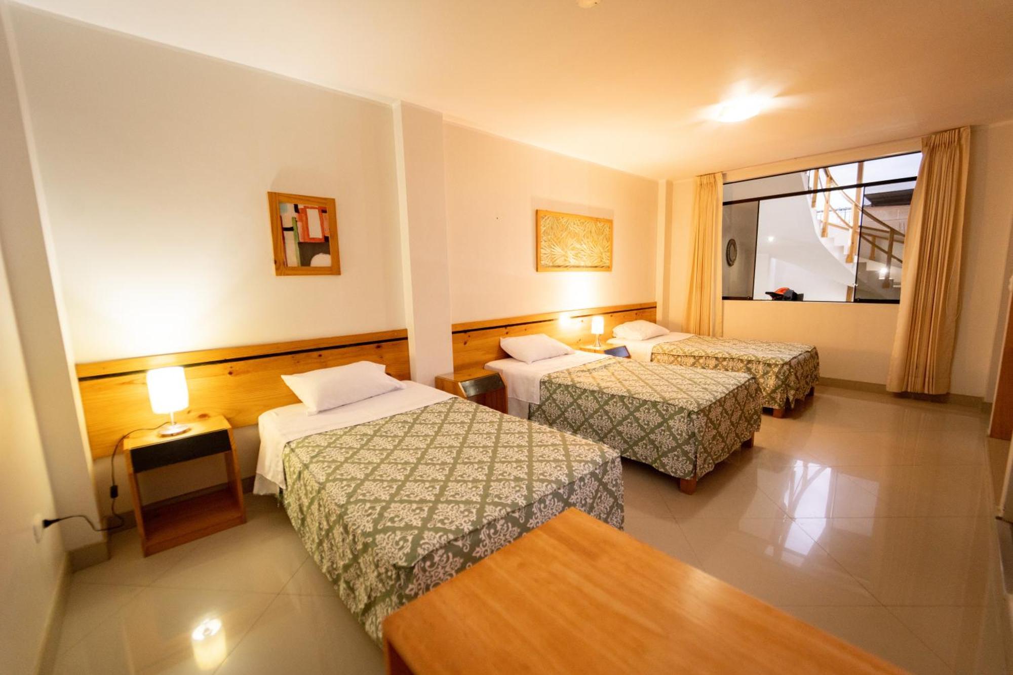Hostal Los Balcones Наска Екстериор снимка