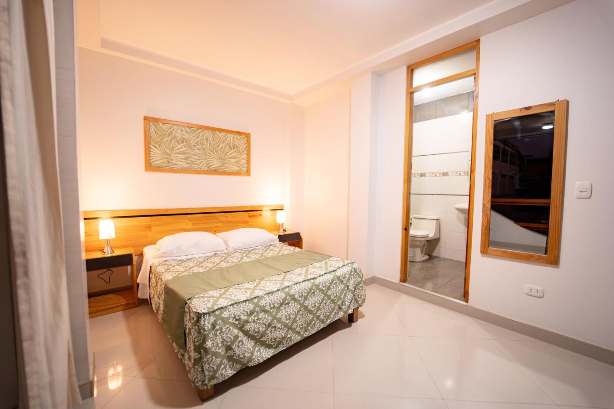 Hostal Los Balcones Наска Екстериор снимка