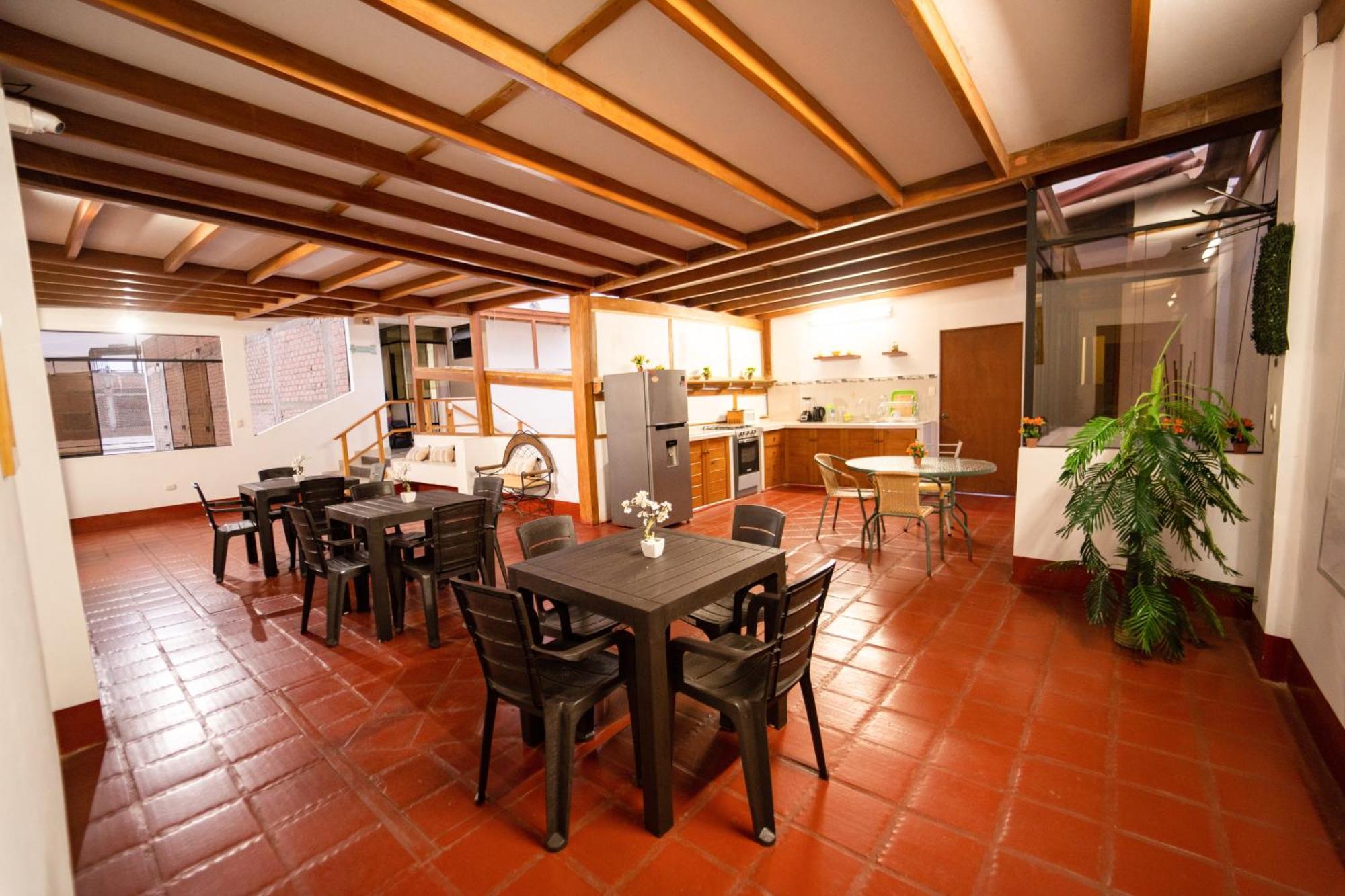 Hostal Los Balcones Наска Екстериор снимка